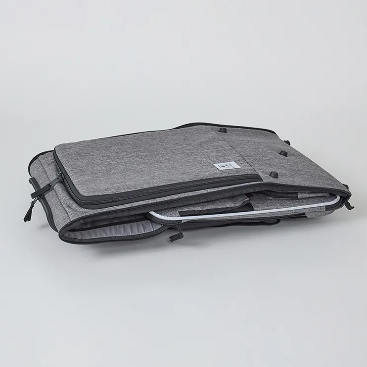 折りたたみ収納に対応